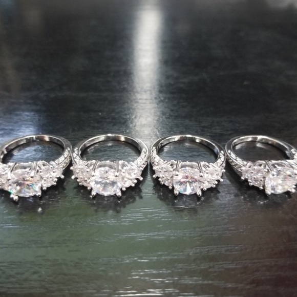 Gorgeous, 18Ct GF Sterling Silver Pln 6.2Ct Diam - Picture 6 of 7